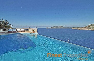 Chalet de lujo con impresionantes vistas panorámicas al mar en La Mola, Port d'Andratx