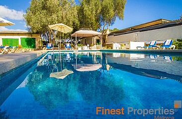 Agroturismo Hotel con 9 habitaciones cerca del mar y campo de golf en Mallorca en venta
