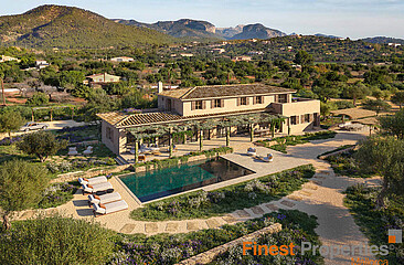 Villa estilo finca de nueva construcción en venta en Santa María