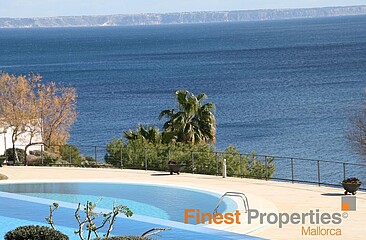 Muy limpio apartamento de 3 dormitorios en primera línea de mar, Sol de Mallorca