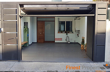 Casa moderna con garaje y piscina en Palma